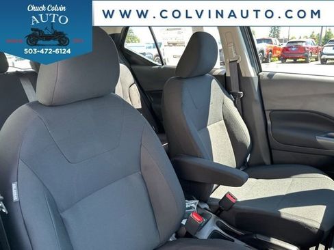 New 2025 Nissan Kicks Play S image 21