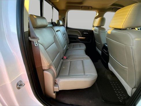 Used 2018 Chevrolet Silverado 1500 LTZ w/ Texas Edition image 28