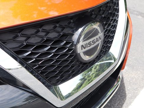Used 2020 Nissan Maxima SR w/ Sport Mat Group FWD image 19