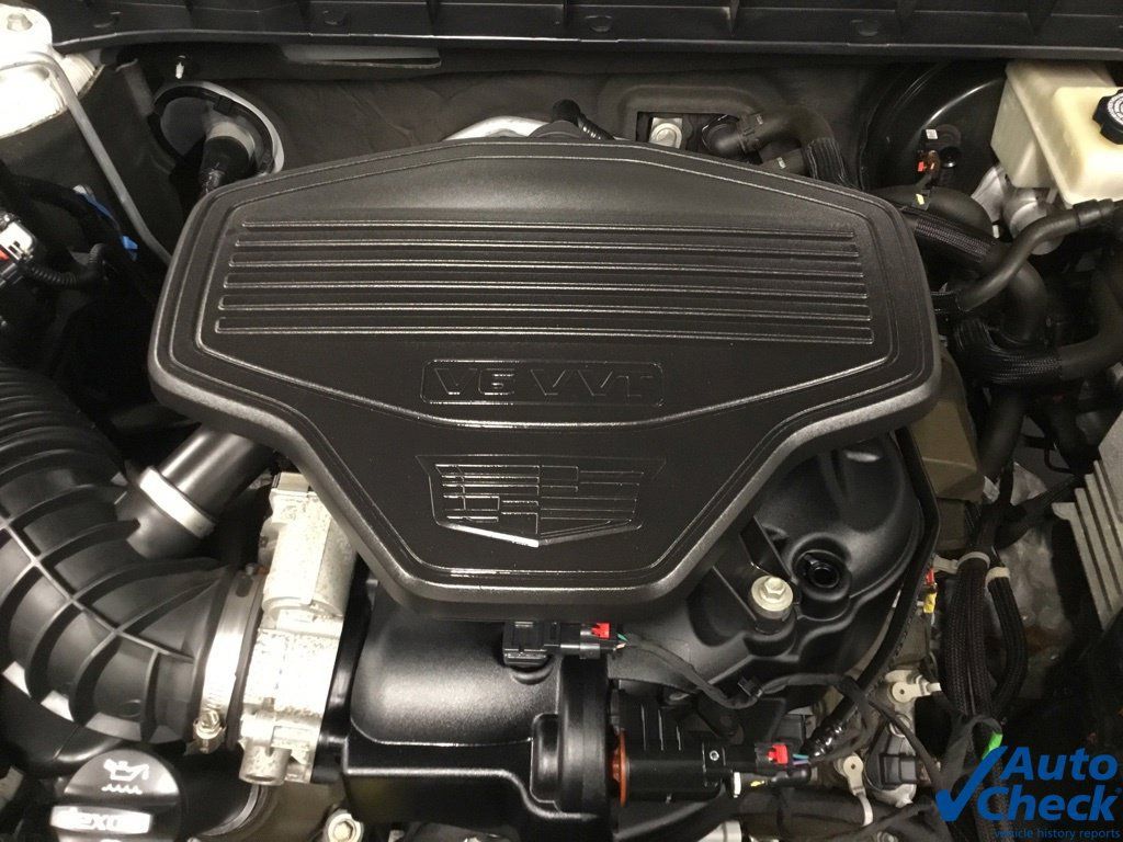 Used 2017 Cadillac XT5 Platinum w/ Driver Assist Package AWD/4WD image 39