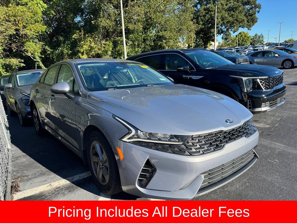 Used 2021 Kia K5 LX FWD image 1
