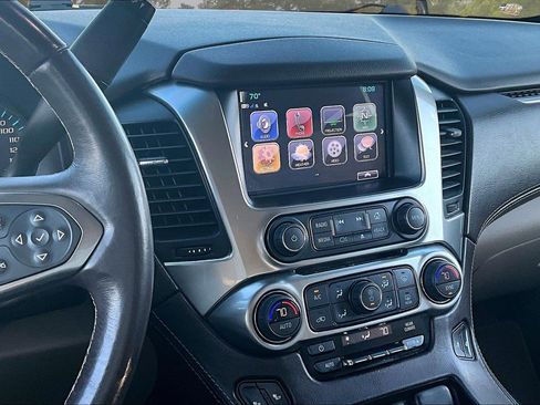 Used 2018 Chevrolet Tahoe LT image 9