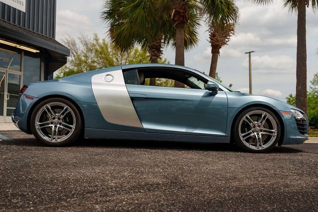 Used 2010 Audi R8 V8 AWD/4WD image 2