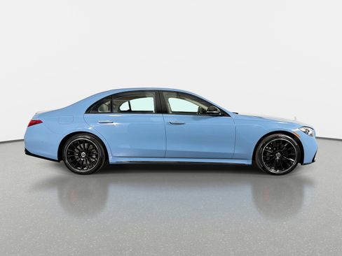 Used 2024 Mercedes-Benz S 500 4MATIC image 2
