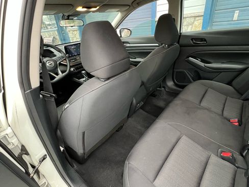 Used 2023 Nissan Altima 2.5 SV image 9