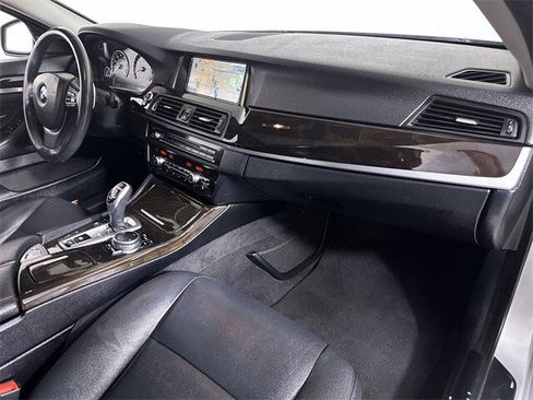 Used 2016 BMW 535i xDrive Sedan image 30