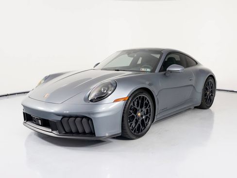 Certified 2025 Porsche 911 Carrera 4 GTS AWD/4WD image 6