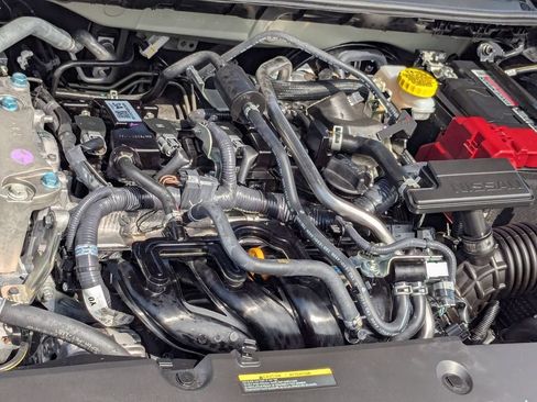 Used 2025 Nissan Sentra SV FWD image 35