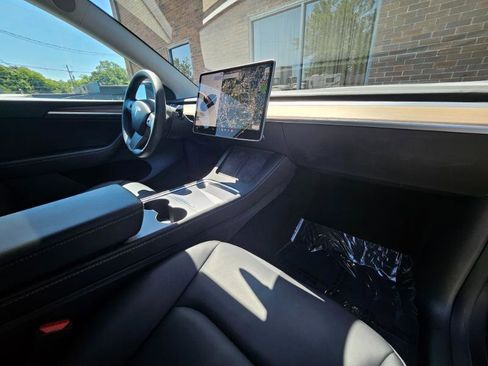 Used 2023 Tesla Model Y Long Range AWD/4WD image 58
