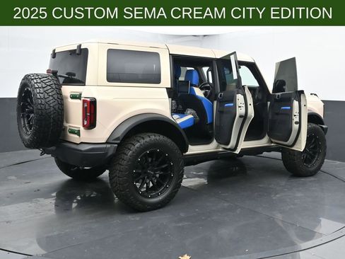 New 2025 Ford Bronco Badlands image 51