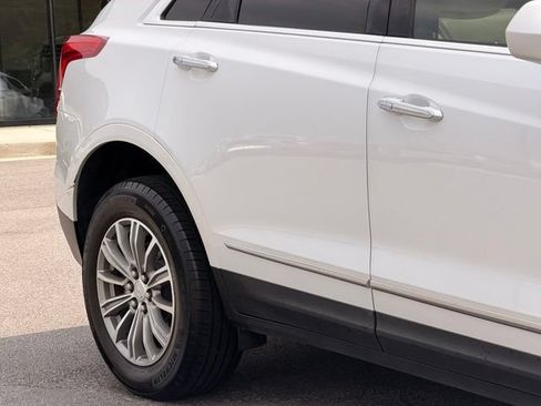 Used 2018 Cadillac XT5 Luxury w/ Driver Awareness Package FWD image 5