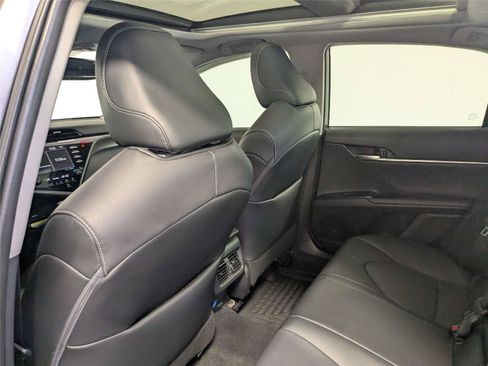 Certified 2020 Toyota Camry XSE FWD image 39