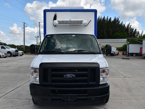 Used 2023 Ford E-350 and Econoline 350 Super Duty w/ Power Windows & Locks Group RWD image 2