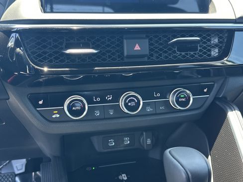 Certified 2025 Acura ADX FWD image 35