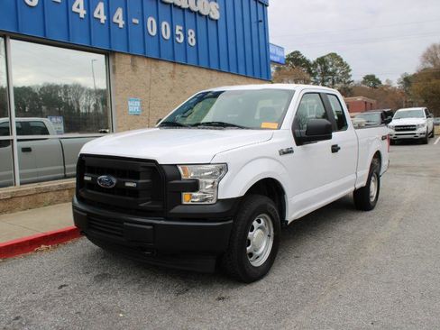Used 2017 Ford F150 XL w/ Equipment Group 101A Mid image 3