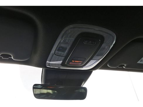 Certified 2025 Hyundai Elantra SEL image 23