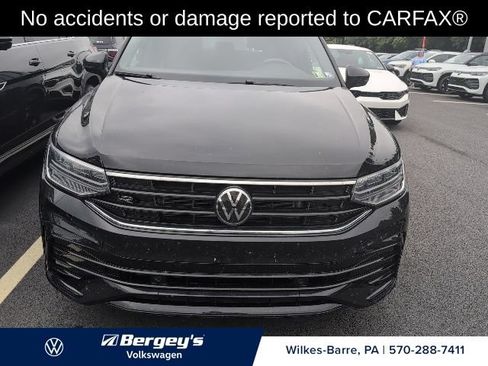 Certified 2024 Volkswagen Tiguan SE R-Line AWD/4WD image 2