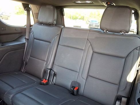 Used 2025 GMC Yukon Denali image 9