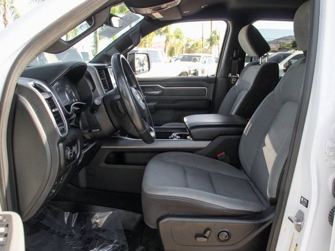 Used 2022 RAM 1500 Big Horn AWD/4WD image 16