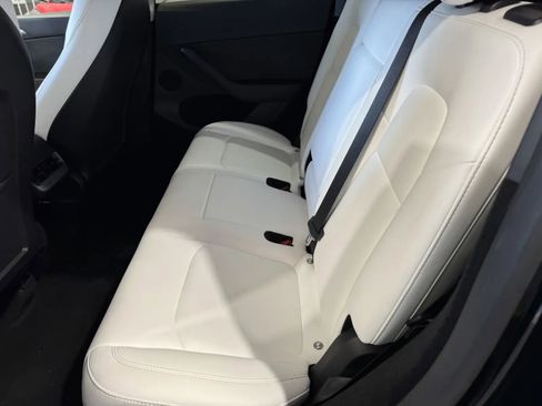 Used 2023 Tesla Model Y Long Range image 10