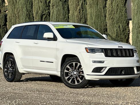 Used 2018 Jeep Grand Cherokee High Altitude image 2