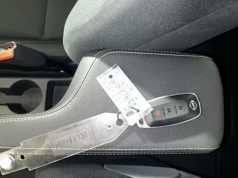 Used 2025 Nissan Kicks Play S FWD image 23