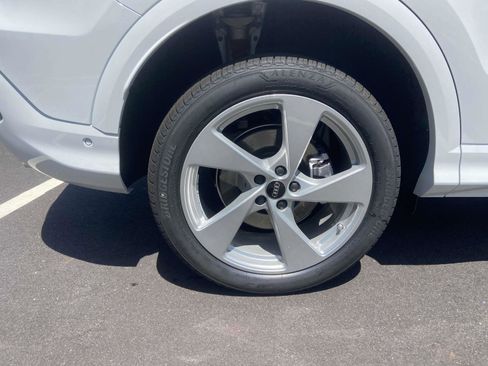 New 2025 Audi Q5 Premium Plus image 11