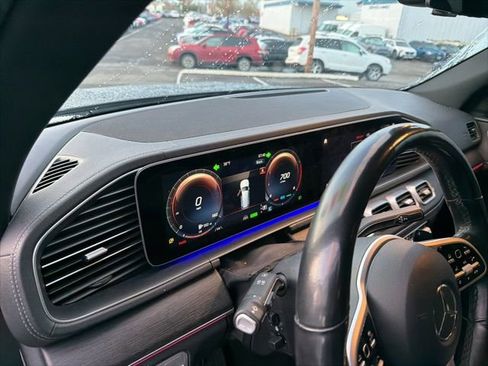 Used 2021 Mercedes-Benz GLS 450 4MATIC image 5