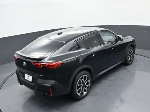 Used 2025 BMW X2 xDrive28i AWD/4WD image 36