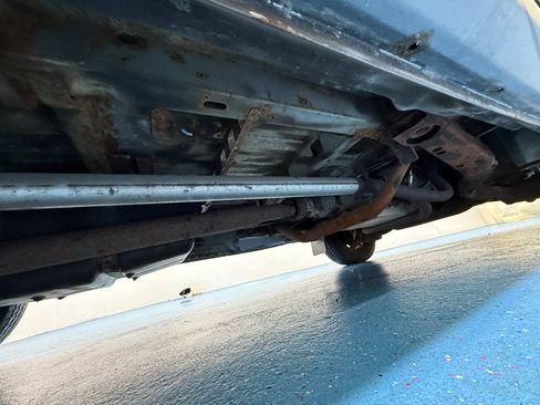 Used 1990 Chevrolet Astro LT image 58