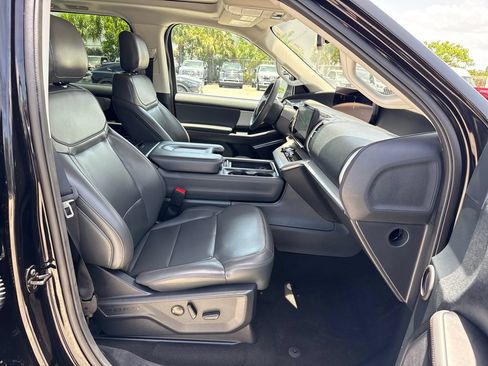 Certified 2025 Ford Expedition Active RWD image 29