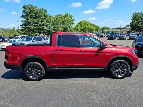 Used 2021 Honda Ridgeline Sport image 7
