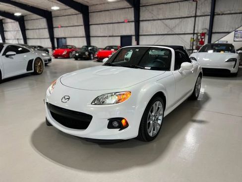Used 2013 MAZDA MX-5 Miata Grand Touring w/ Premium Pkg image 61