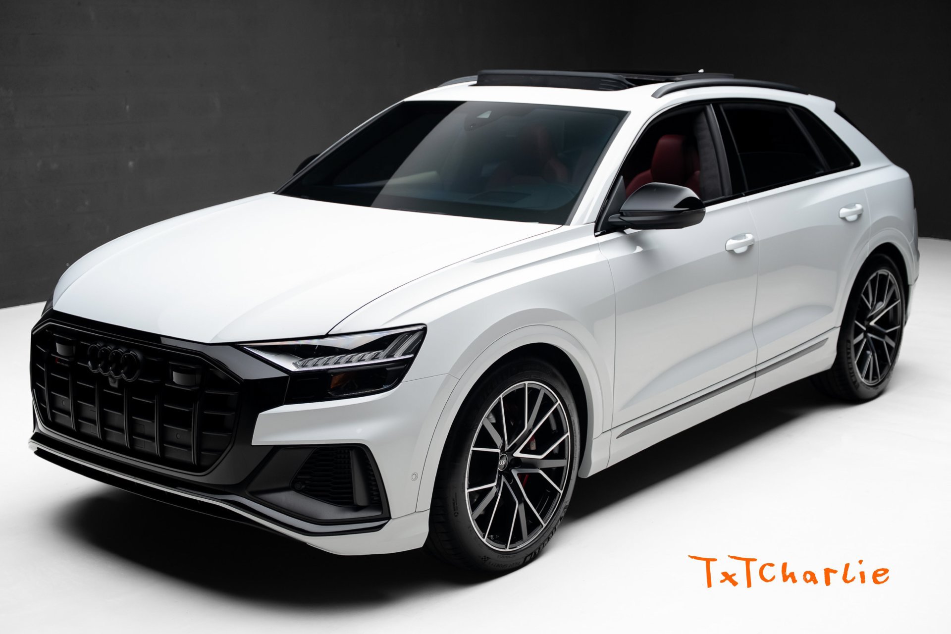 Used 2022 Audi SQ8 Prestige AWD/4WD image 1