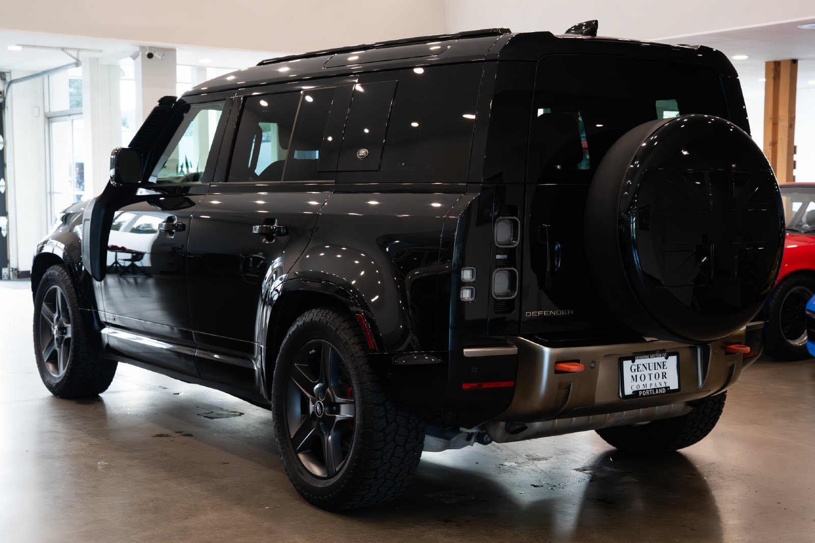Used 2021 Land Rover Defender 110 X AWD/4WD image 6