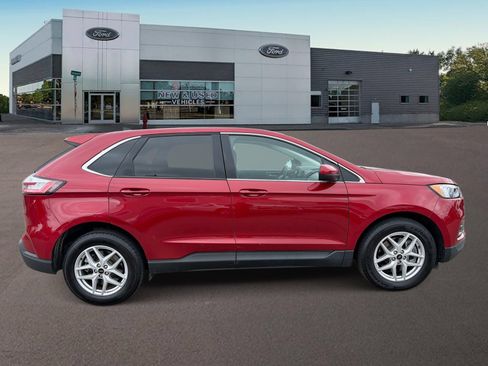 Used 2024 Ford Edge SEL AWD/4WD image 12