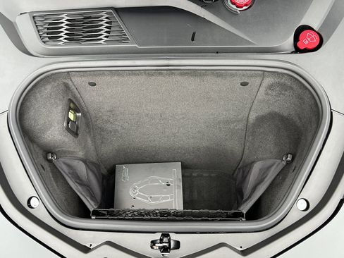 Used 2024 Chevrolet Corvette Stingray Preferred Cpe w/ Stealth Interior Trim Package image 36