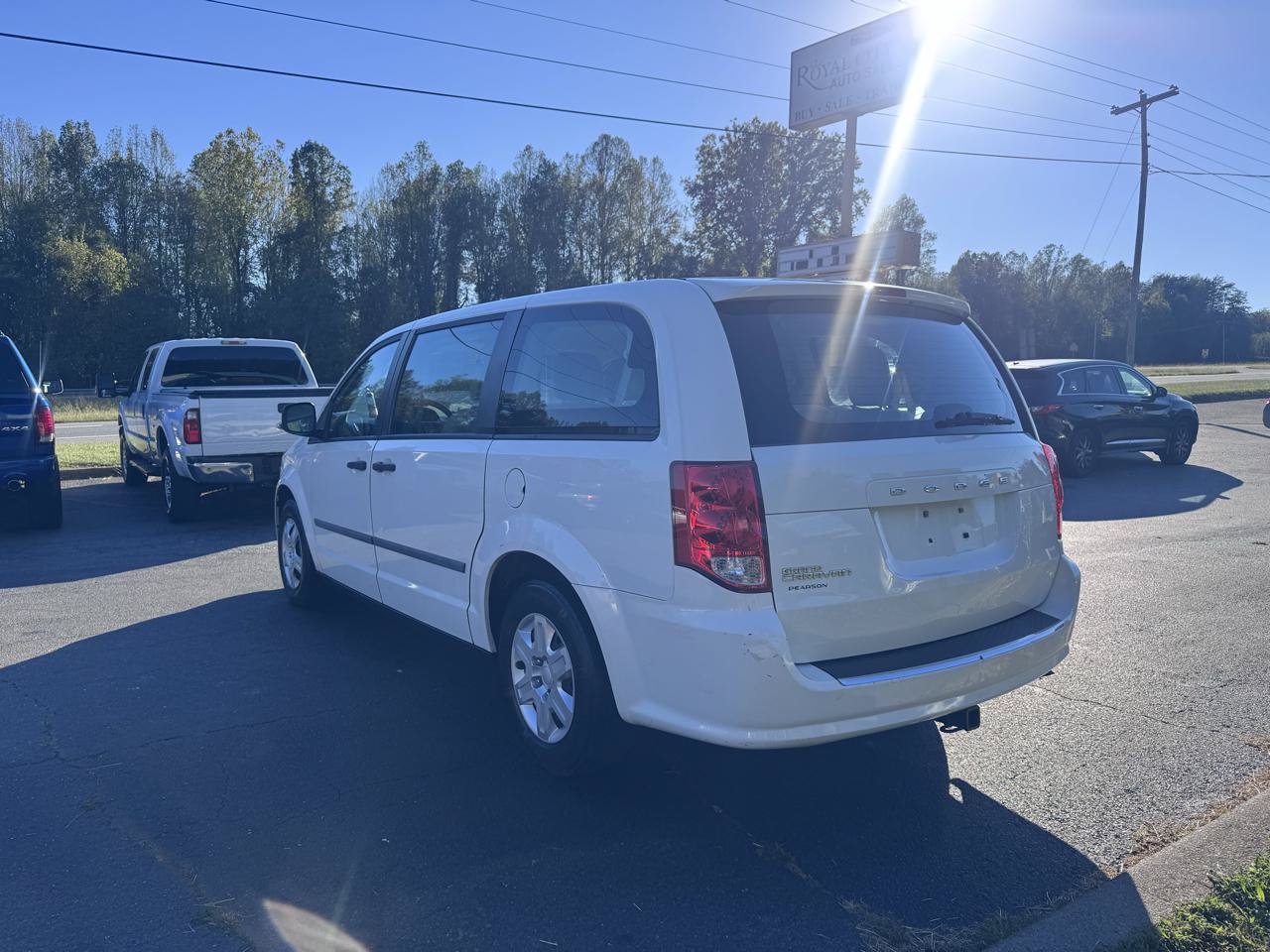 Used 2012 Dodge Grand Caravan American Value Package FWD image 7