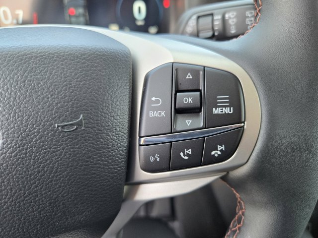 New 2026 Ford Explorer Active RWD image 19