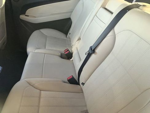 Used 2018 Mercedes-Benz GLS 450 4MATIC image 7