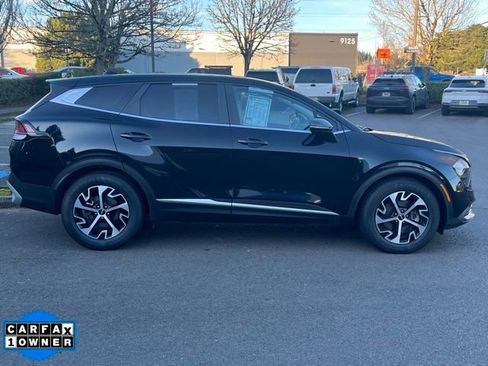 Used 2023 Kia Sportage EX image 9