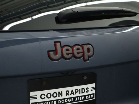 Certified 2021 Jeep Grand Cherokee Trailhawk w/ Trailhawk Luxury Group image 23