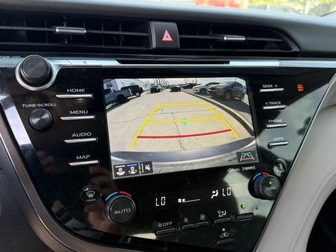 Used 2019 Toyota Camry SE w/ Audio Package FWD image 20