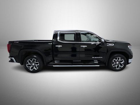 Used 2024 GMC Sierra 1500 SLT w/ SLT Premium Plus Package AWD/4WD image 4