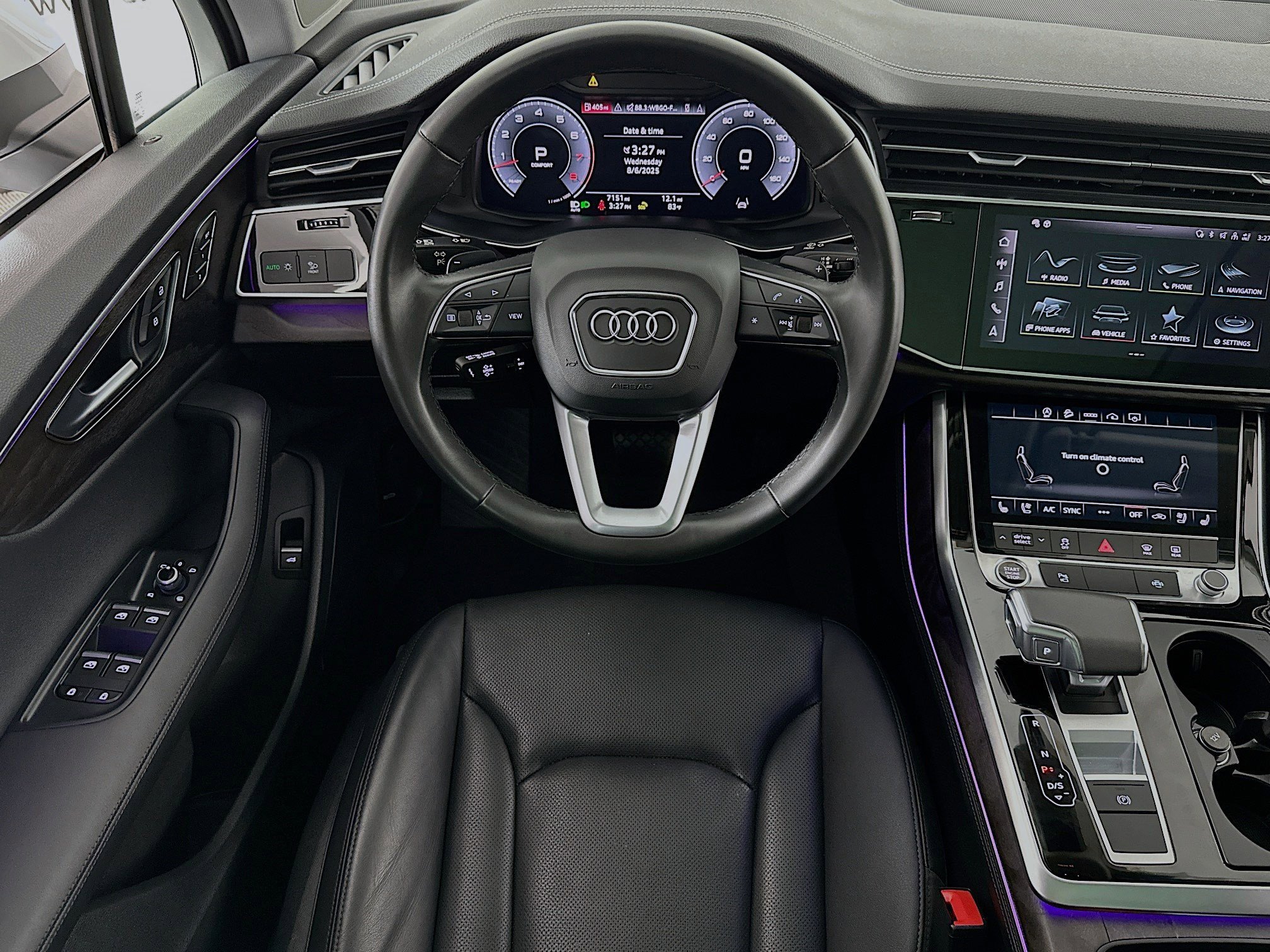 Used 2023 Audi Q7 3.0T Premium Plus AWD/4WD image 23