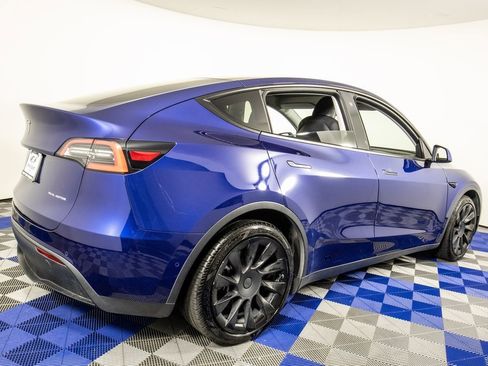 Used 2020 Tesla Model Y Long Range image 5