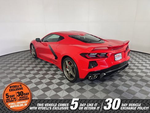 Used 2021 Chevrolet Corvette Stingray Preferred Cpe w/ Z51 Performance Package image 9