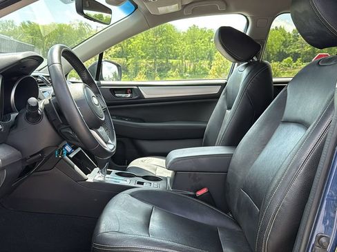 Used 2019 Subaru Outback 2.5i Premium AWD/4WD image 12
