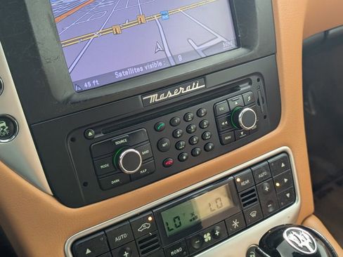 Used 2014 Maserati GranTurismo Sport image 16