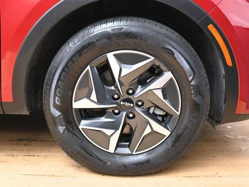 Used 2022 Kia Sorento S image 10